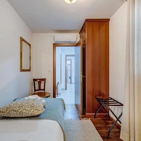 Majestic 3-bedroom Luxury דירה ספליט